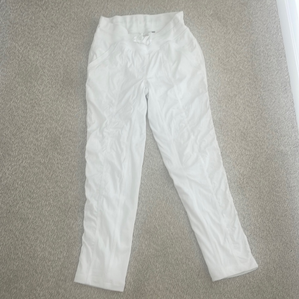Lululemon street to studio pant in white NWOT